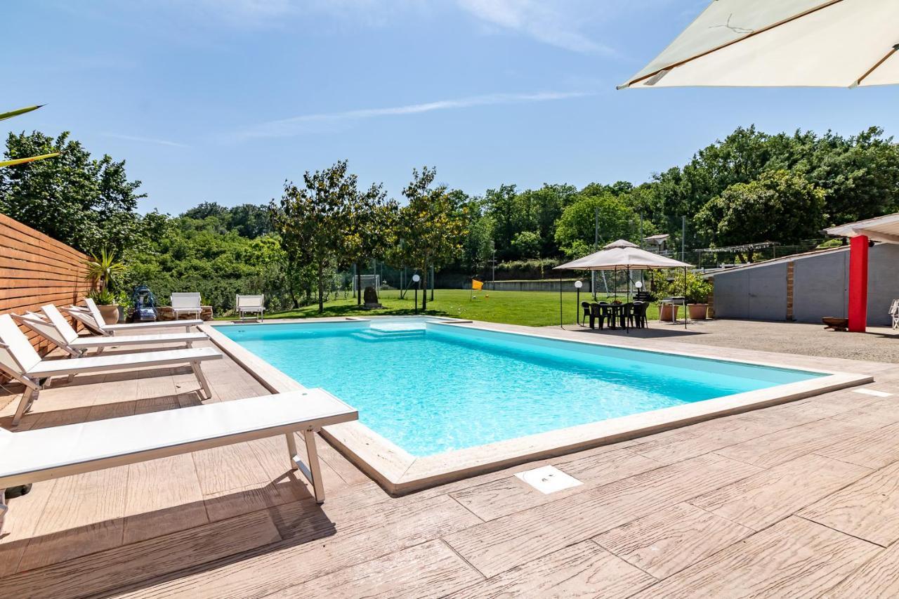 Villa Vacanze La Quercia Carbognano エクステリア 写真