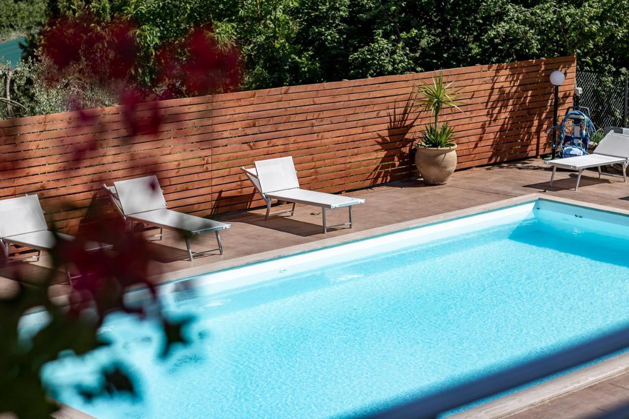 Villa Vacanze La Quercia Carbognano エクステリア 写真