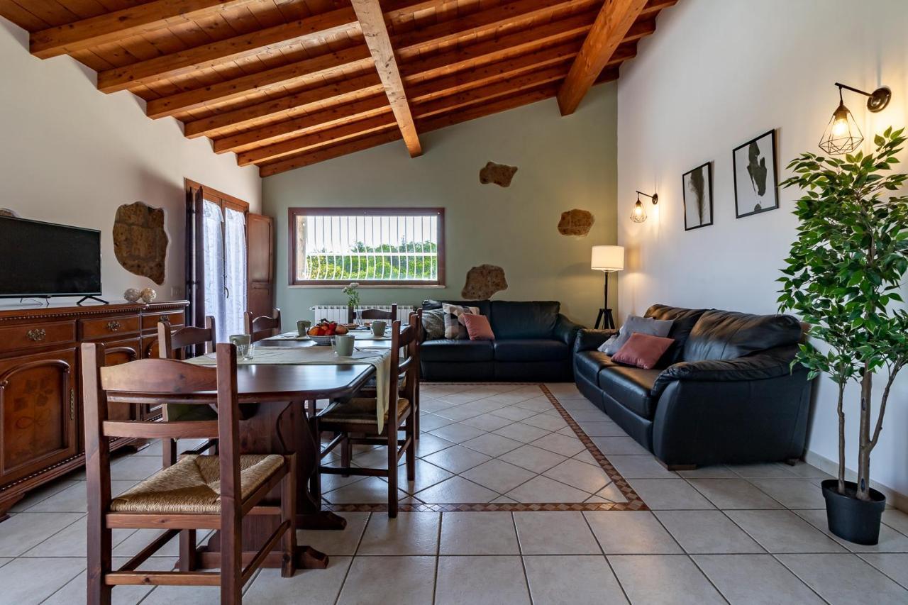Villa Vacanze La Quercia Carbognano エクステリア 写真