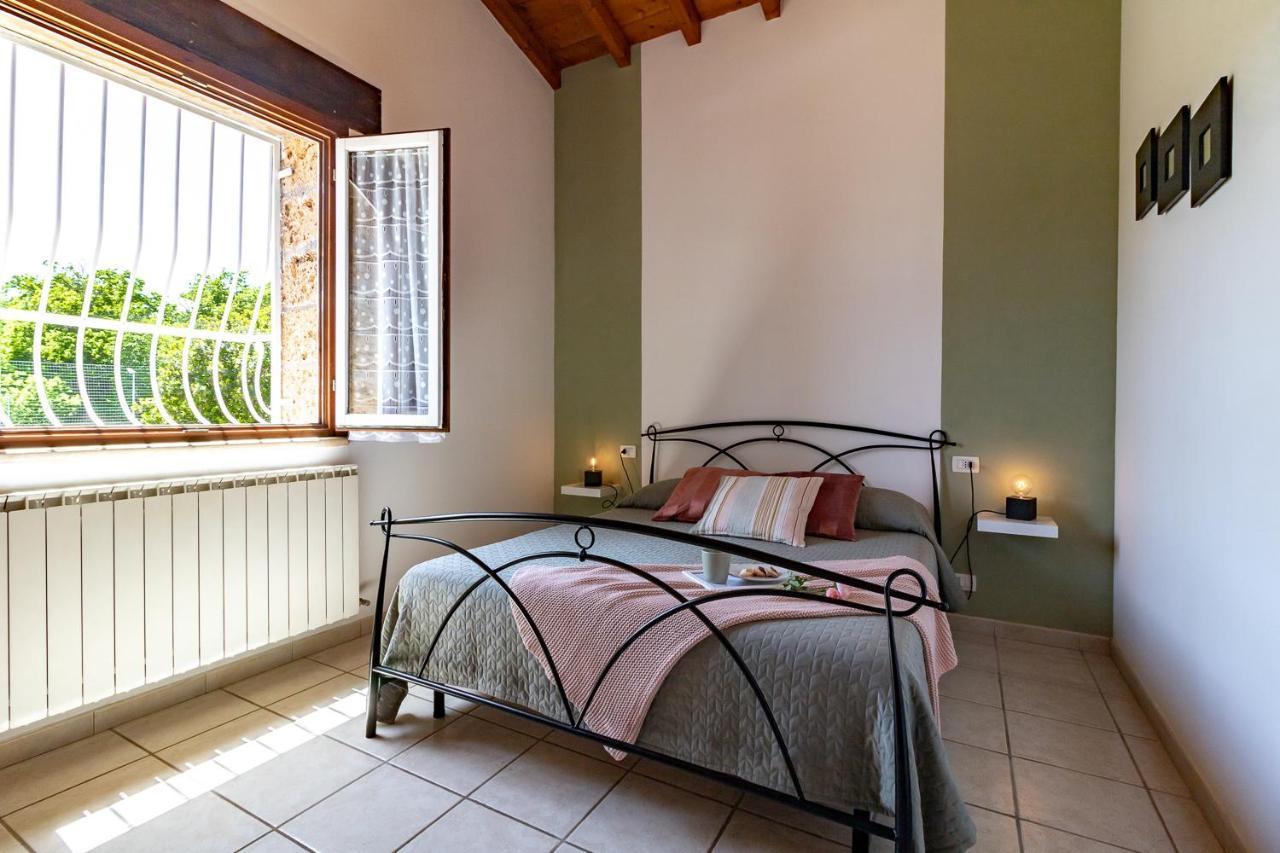 Villa Vacanze La Quercia Carbognano エクステリア 写真